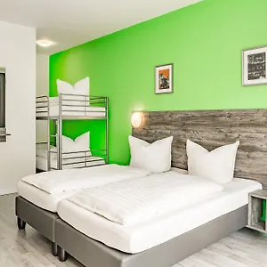 Hotel Alecsa Am Olympiastadion